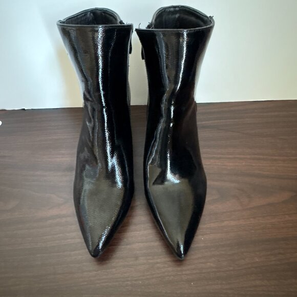 Olivia & Kate Women's Black Patent Finish Ankle Boots Zipper Size 9 - Picture 2 of 6